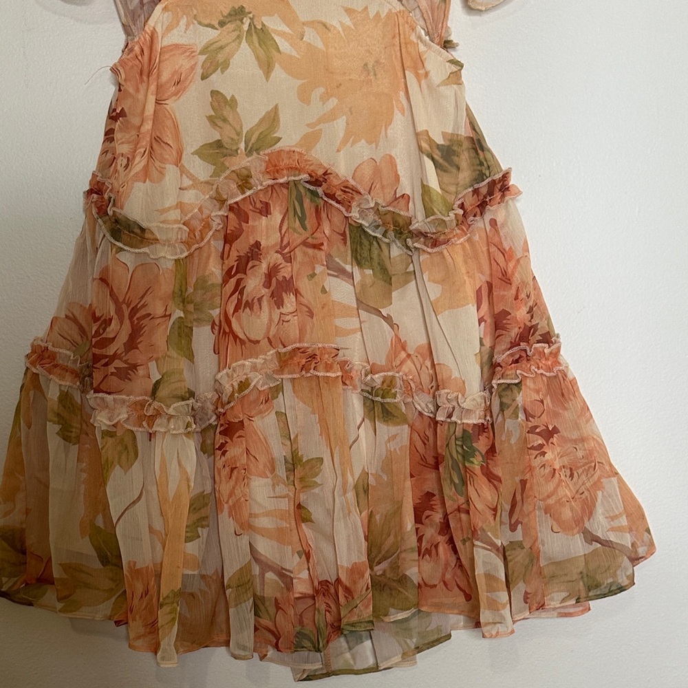 Chic Floral Mini Dress in Peach and Green - Picture 7 of 7